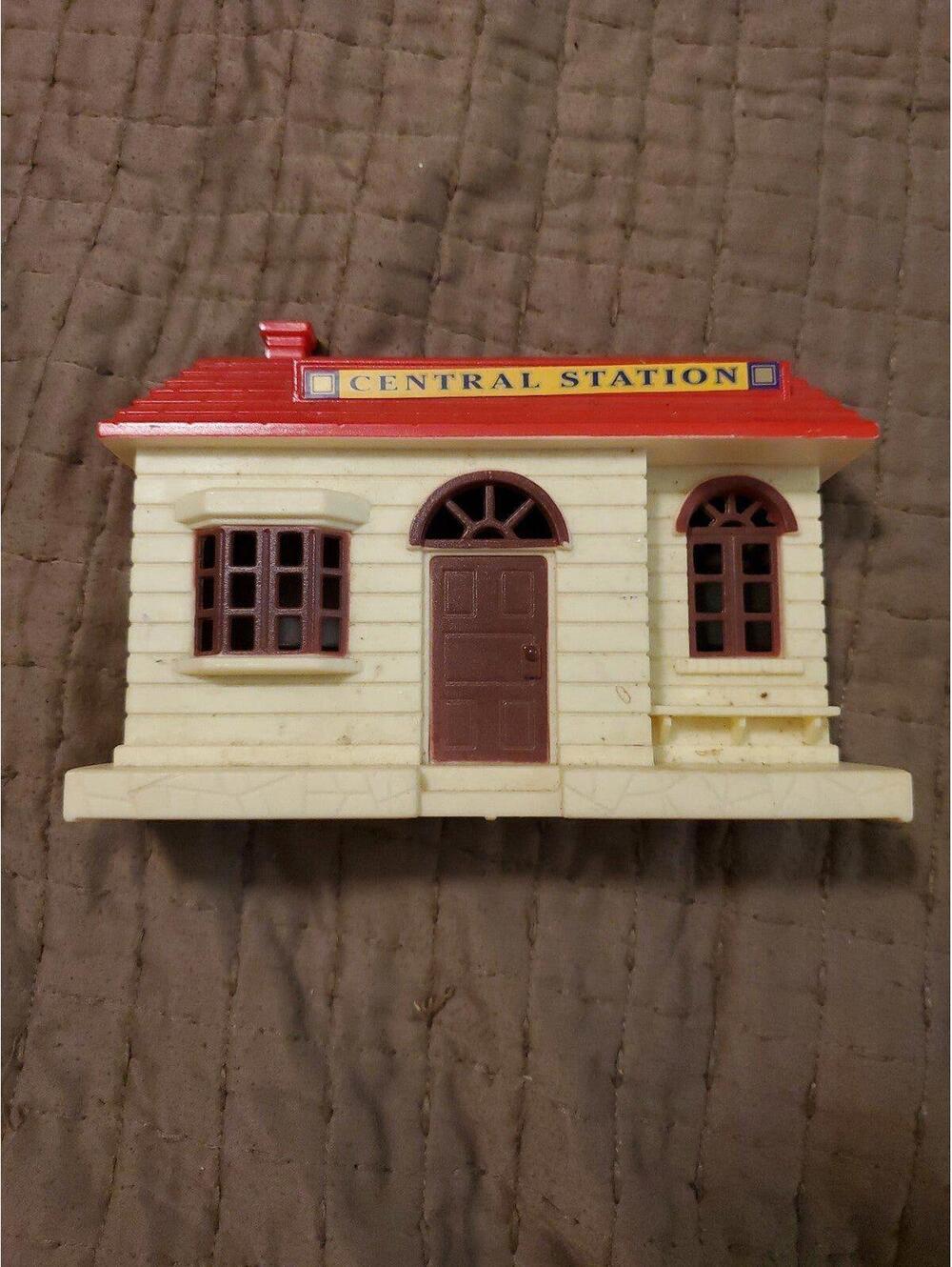 GOLDFUK Central Station Dollhouse Accessory